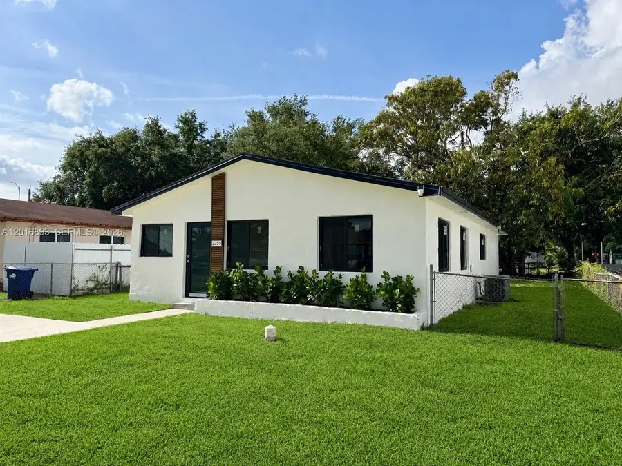 2250 NW 170th St, Miami Gardens, FL 33056 - #2