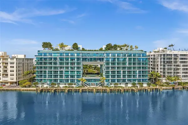 9201 E Bay Harbor Dr #309, Bay Harbor Islands, FL 33154