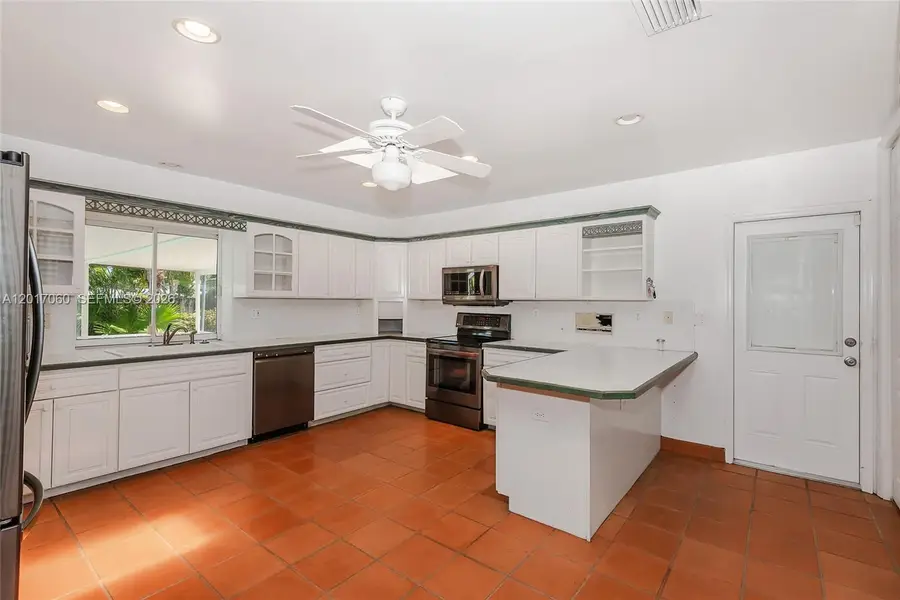 8751 SW 193rd Ter, Cutler Bay, FL 33157 - #3