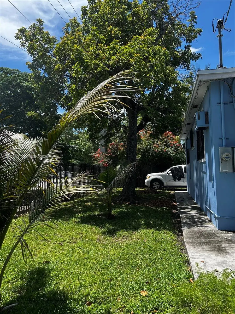Address Withheld By Seller, Miami, FL 33142 - #3