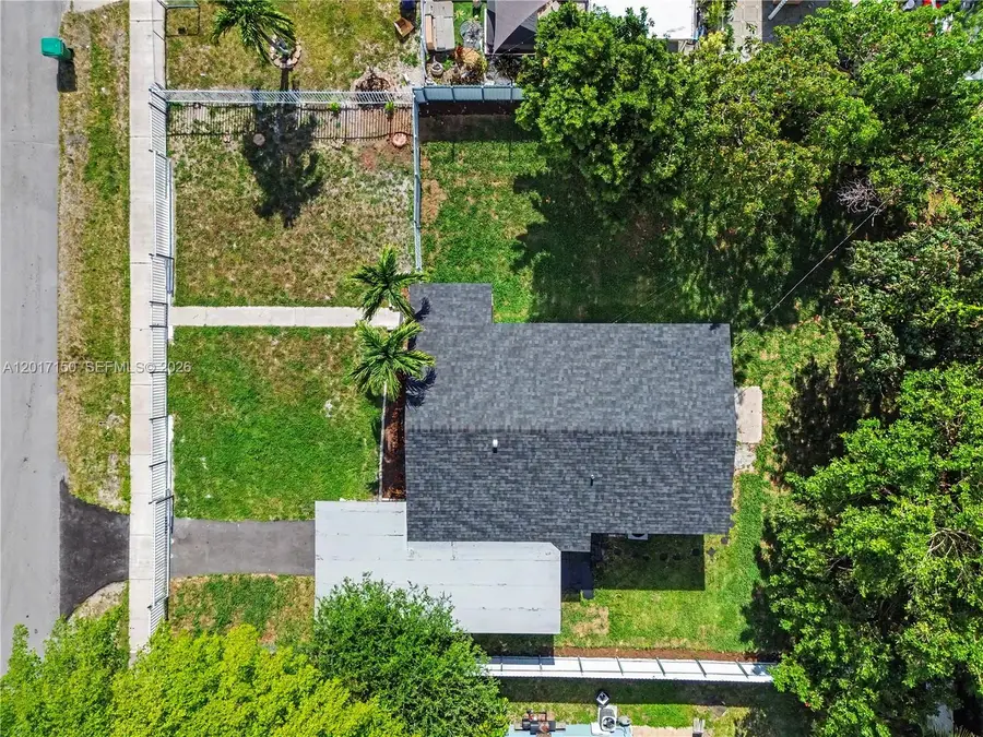 580 NW 194th Ter, Miami Gardens, FL 33169 - #3