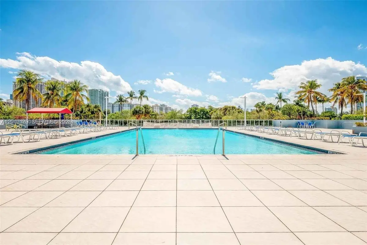 3675 N Country Club Dr #1906, Aventura, FL 33180 - #1