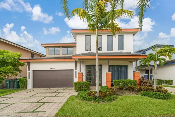 15540 NW 88th Ave, Miami Lakes, FL 33018