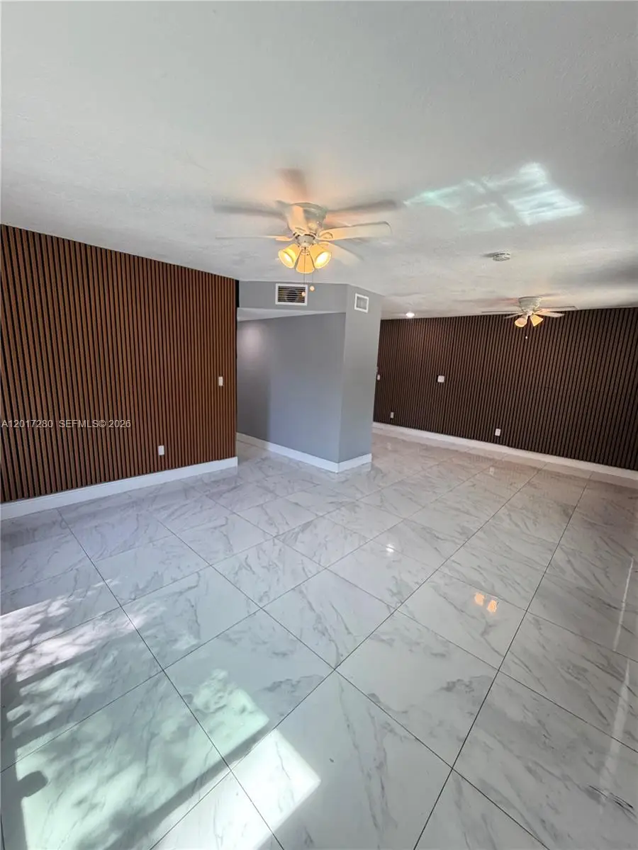 850 NW 113th St, Miami, FL 33168 - #2