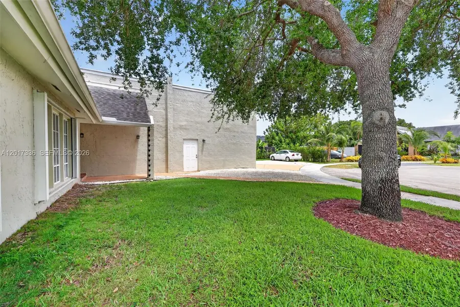 9315 SW 172nd Ter, Palmetto Bay, FL 33157 - #2