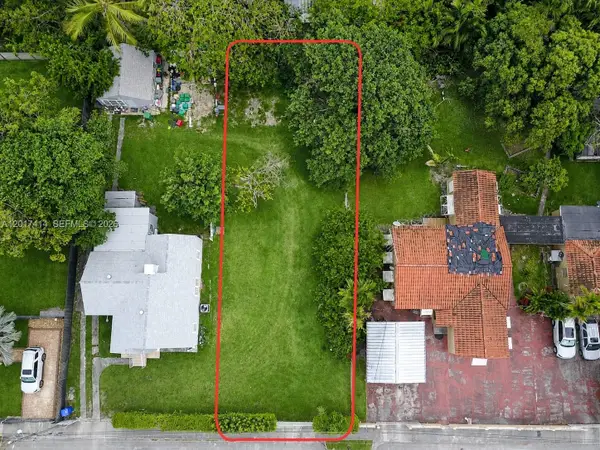 26TH ST 26th St, Miami, FL 33142