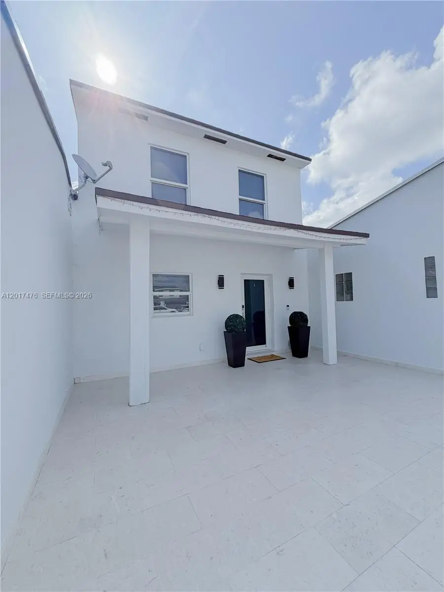 6709 W 15th Ct, Hialeah, FL 33012 - #2