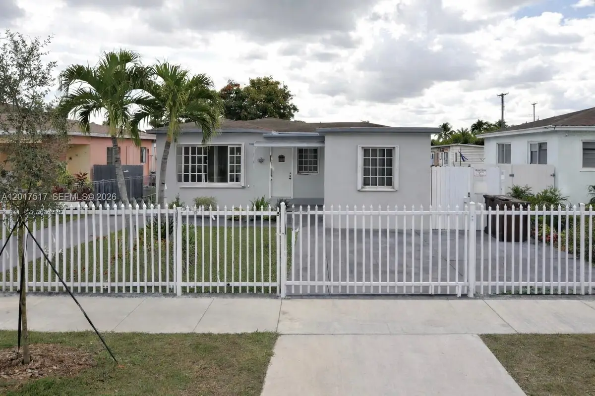 538 E 13th St, Hialeah, FL 33010 - #1