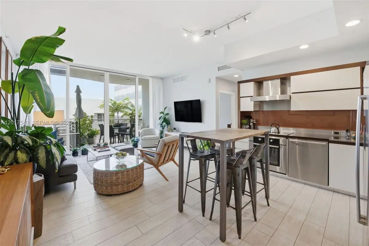 2100 Park Ave #302, Miami Beach, FL 33139 - #1