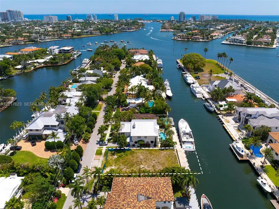 1776 SE 9th St, Fort Lauderdale, FL 33316 - #3