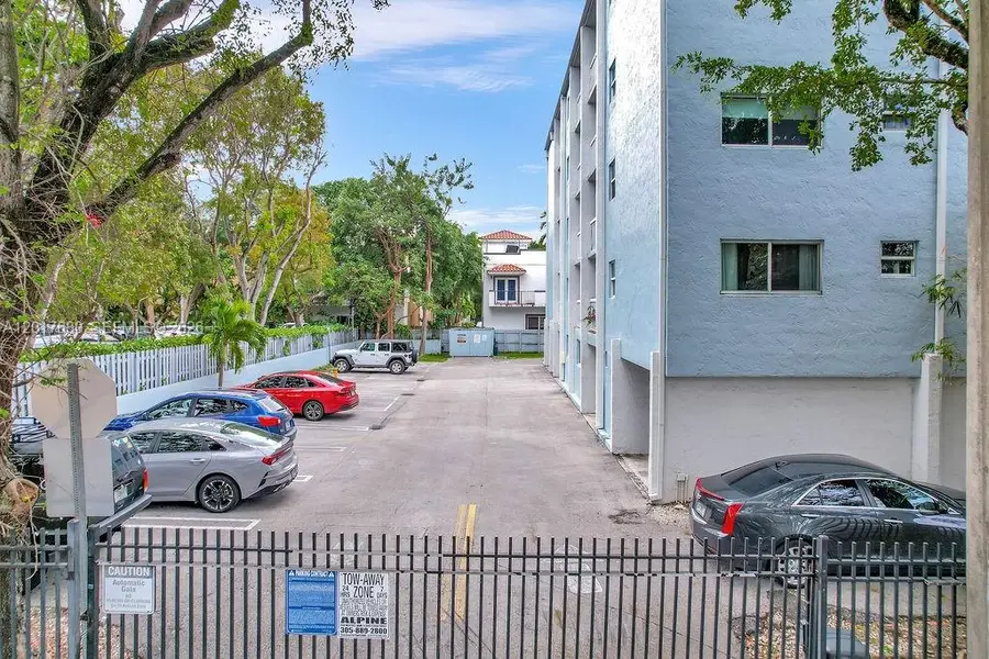 2920 SW 28th Ter #207, Miami, FL 33133 - #2