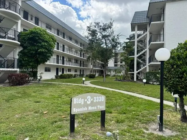 Address Withheld By Seller, Lauderhill, FL 33319