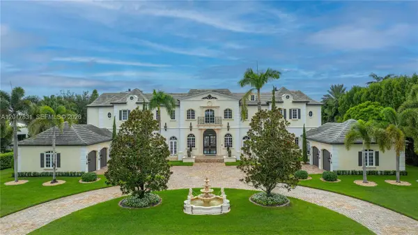 2951 Lake Ridge Ln, Weston, FL 33332