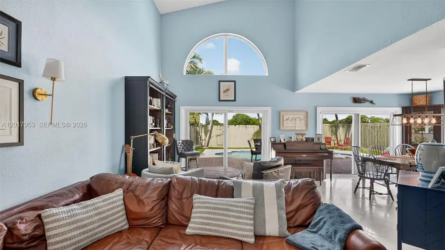 2940 NW 99th Pl, Doral, FL 33172 - #3