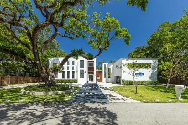5940 SW 37th Ave, Dania Beach, FL 33312