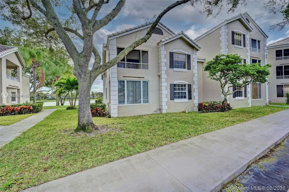 2850 N Oakland Forest Dr #202, Oakland Park, FL 33309 - #1