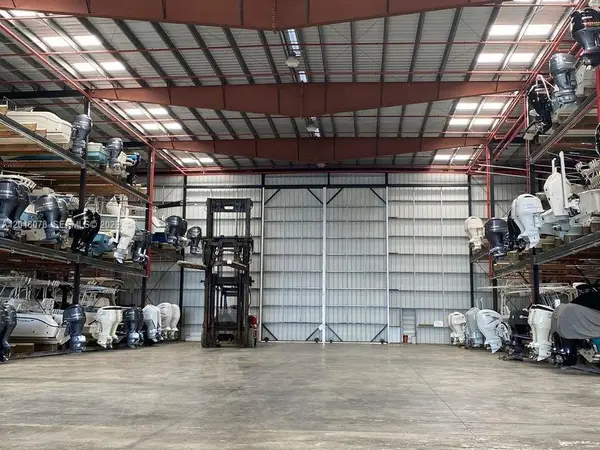 12411 Overseas Hwy, Marathon, FL 33050