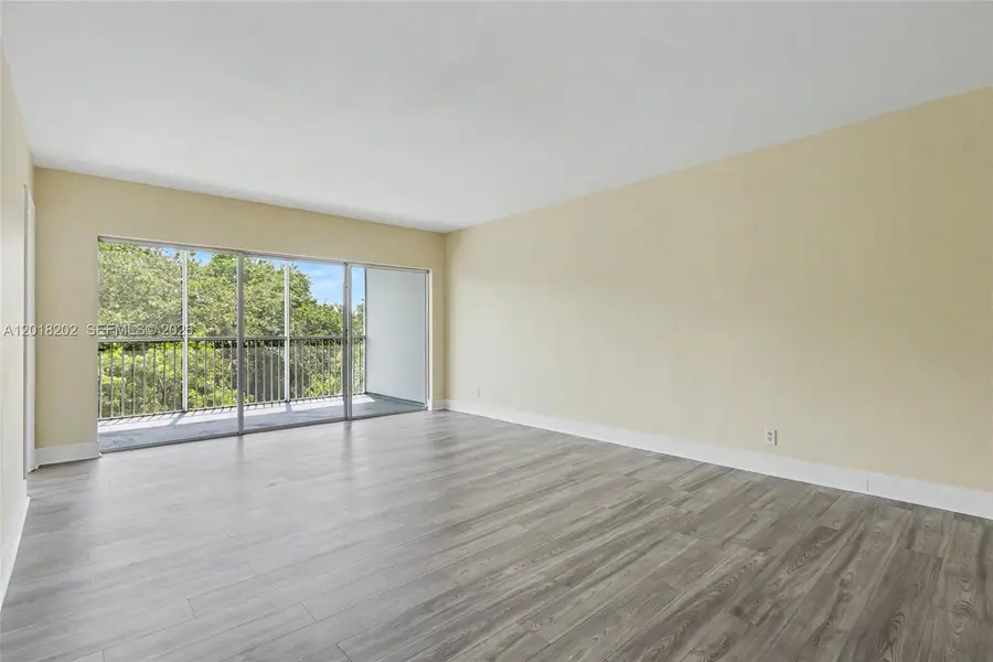 3250 N Palm Aire Dr #406, Pompano Beach, FL 33069 - #3
