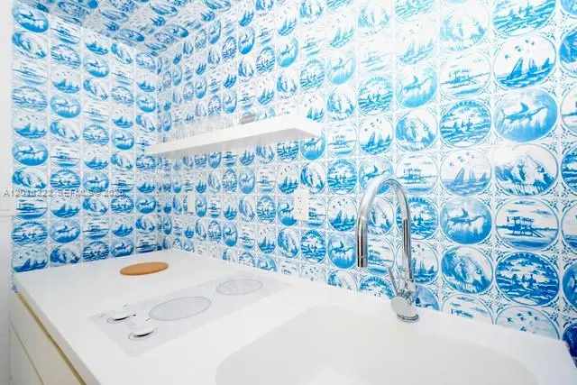 1100 West Ave #425, Miami Beach, FL 33139 - #1