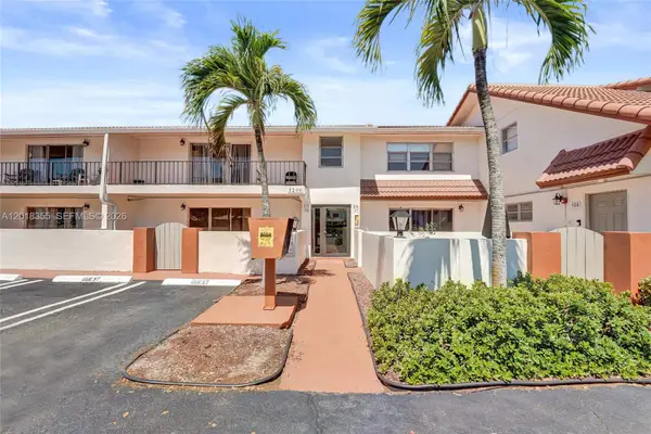 3200 Coral Springs Dr #106, Coral Springs, FL 33065