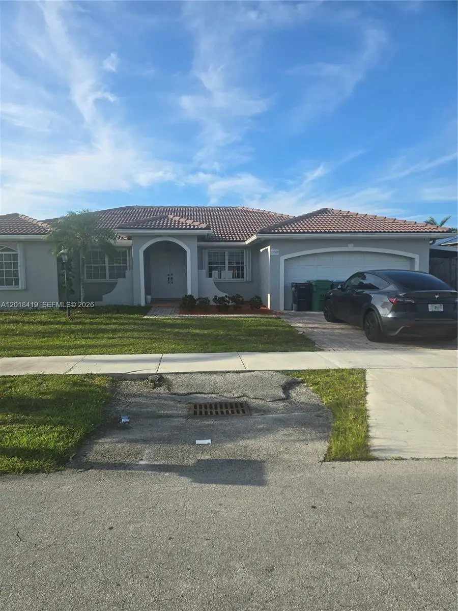 15523 SW 171st St, Miami, FL 33187 - #1