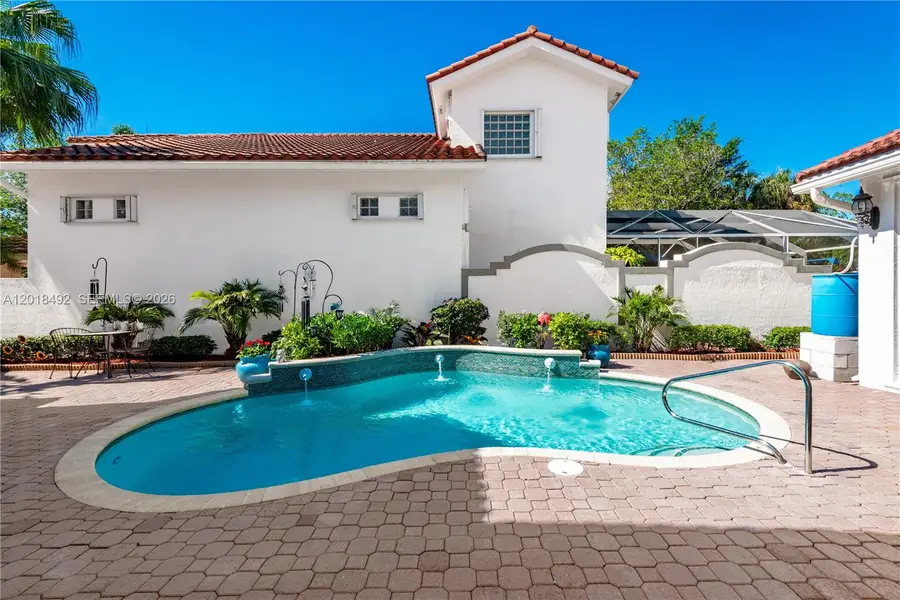 1220 W Bel Aire Dr W, Pembroke Pines, FL 33027 - #3
