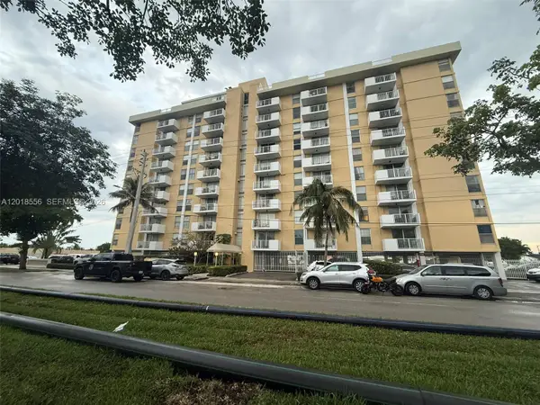 2020 NE 135th St #503, North Miami, FL 33181