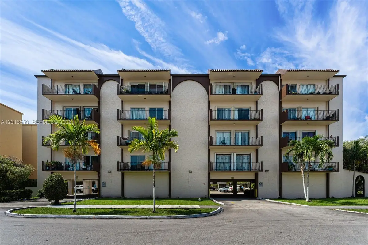 1950 W 54th St #406, Hialeah, FL 33012 - #1