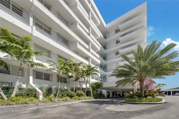 199 Ocean Lane Dr #113, Key Biscayne, FL 33149