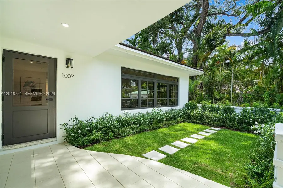1037 Sevilla Ave, Coral Gables, FL 33134 - #2