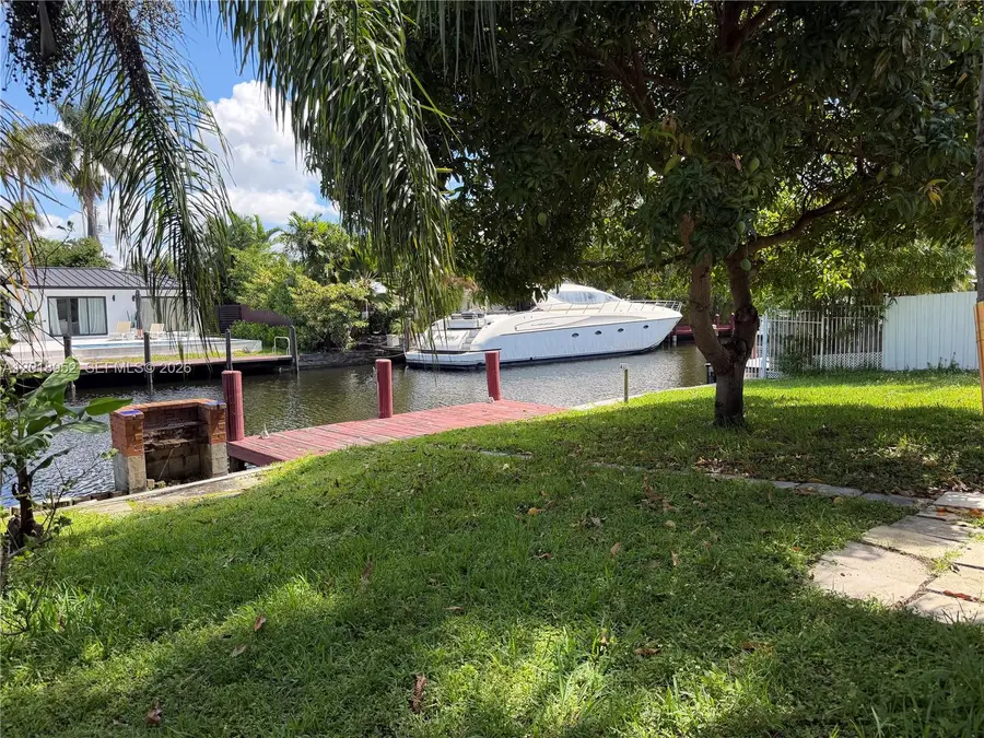 917 Mandarin Isle, Fort Lauderdale, FL 33315 - #2