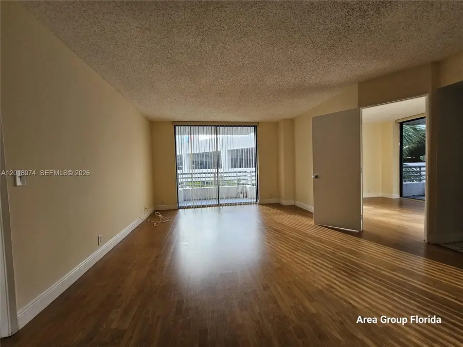 3300 NE 191st St #318, Aventura, FL 33180 - #2