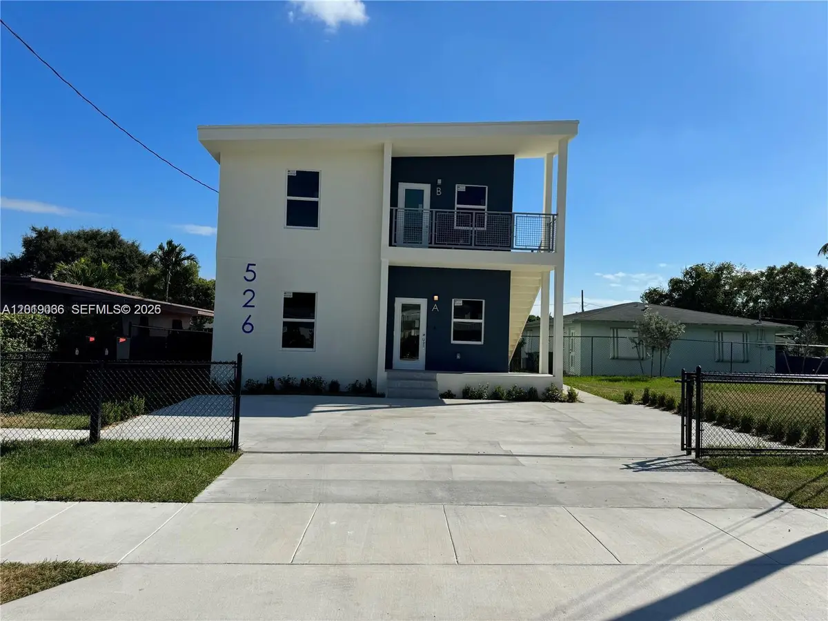 526 NW 6th St, Hallandale Beach, FL 33009 - #1