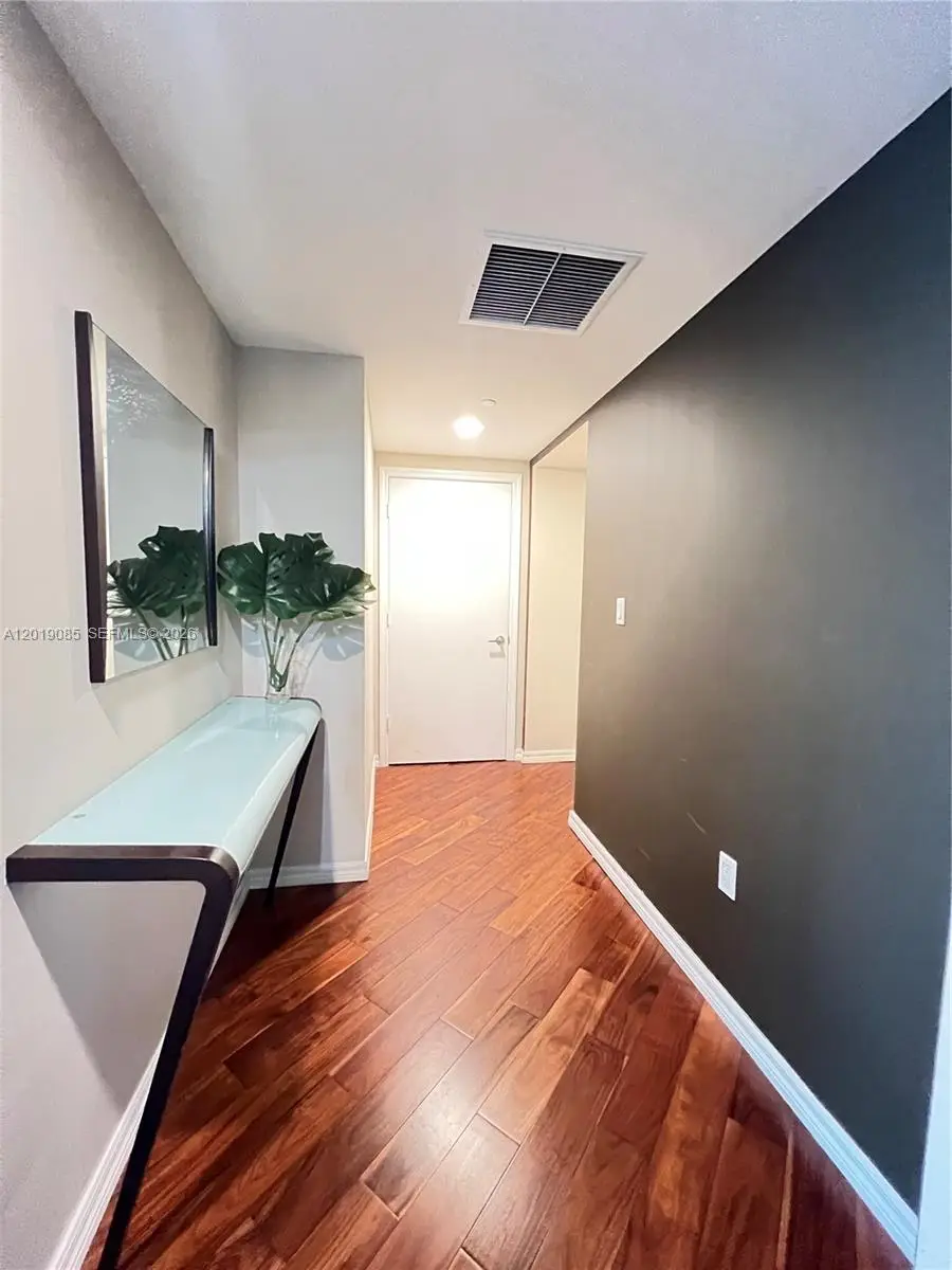 55 SE 6th St #3305, Miami, FL 33131 - #3