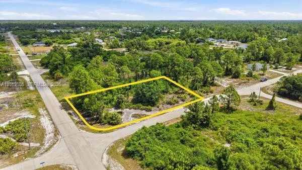 911 Sterling, Lehigh Acres, FL 33974 - #1