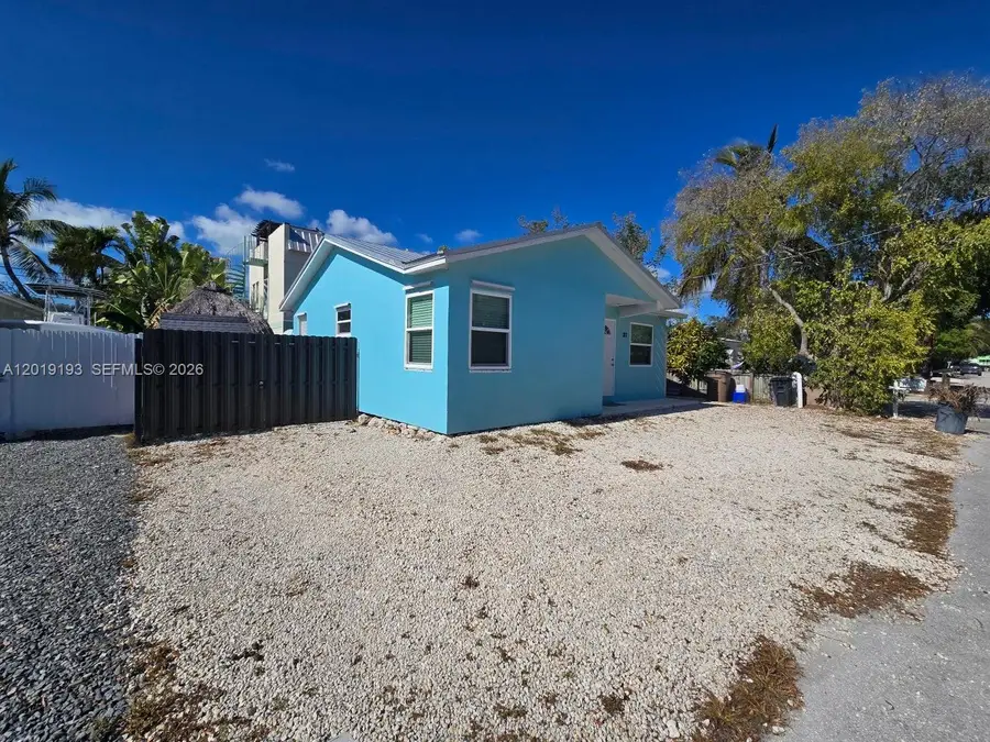 37 Orange Dr, Key Largo, FL 33037 - #2