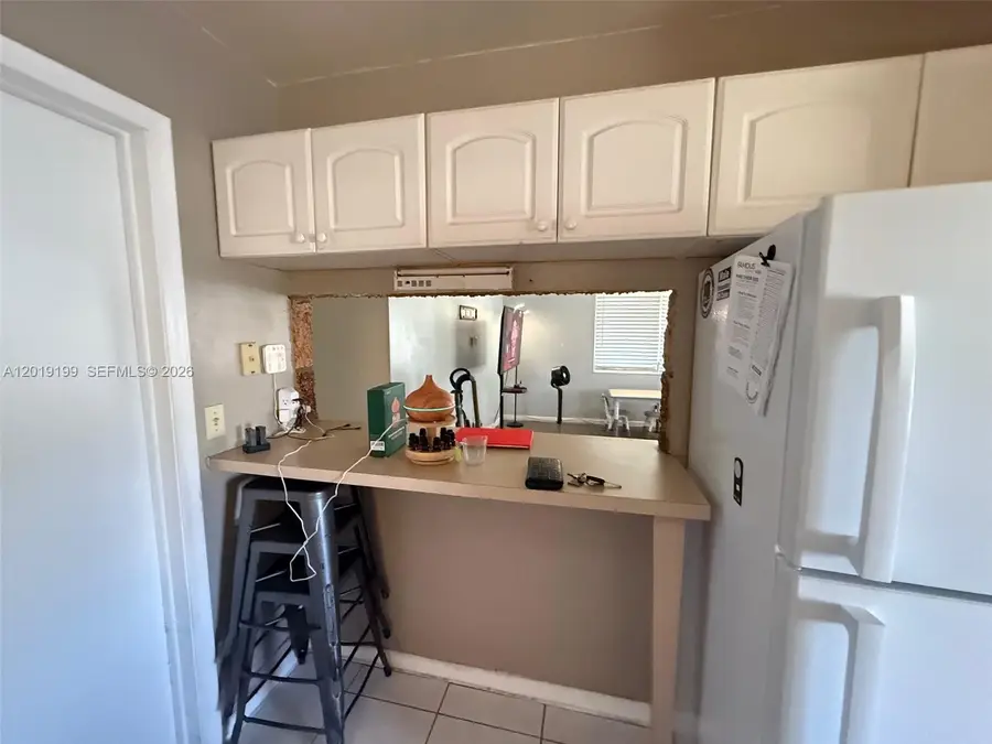 628 NW 3rd Ct, Hallandale Beach, FL 33009 - #3
