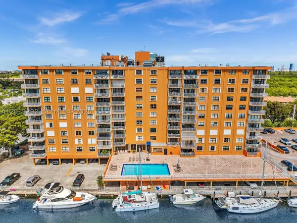 2450 NE 135th St #201, North Miami, FL 33181
