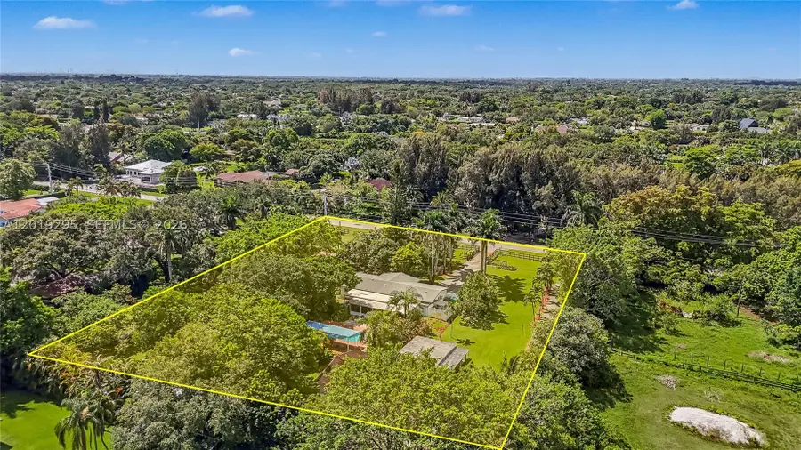 13811 SW 26th St, Davie, FL 33325 - #2