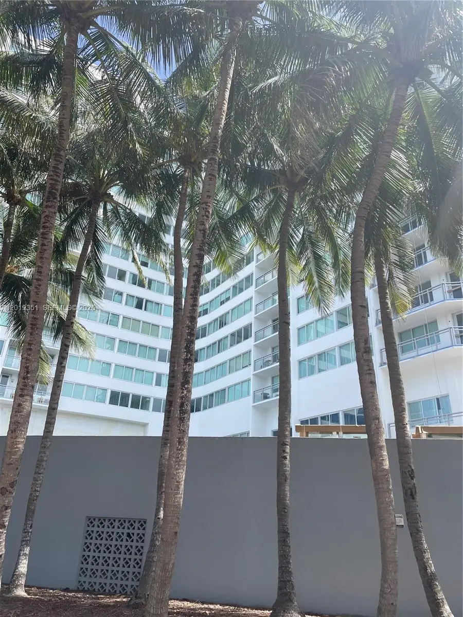 7135 Collins Ave #912, Miami Beach, FL 33141 - #2