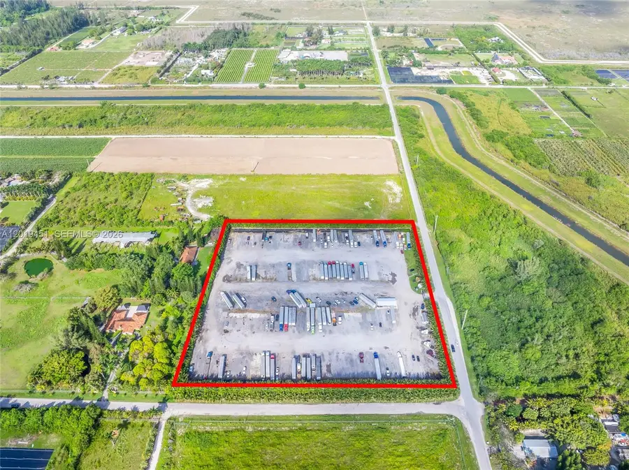 Sw 136th St, Unincorporated Dade, FL 33196 - #2