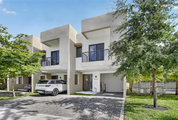 4101 N Oak Pl, Dania Beach, FL 33314