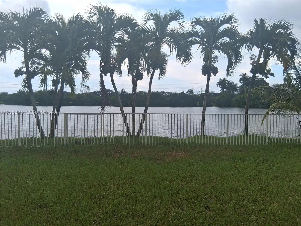 5245 SW 38th Ave, Hollywood, FL 33312 - #1
