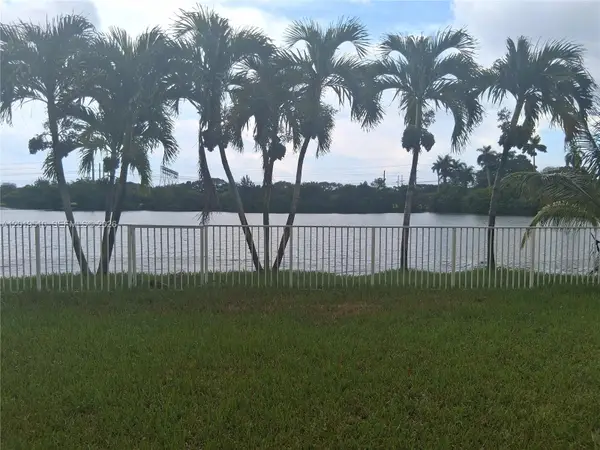 5245 SW 38th Ave, Hollywood, FL 33312