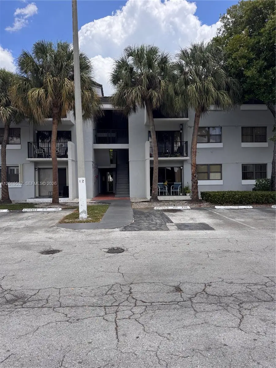 7115 NW 179th St #207, Hialeah, FL 33015 - #3