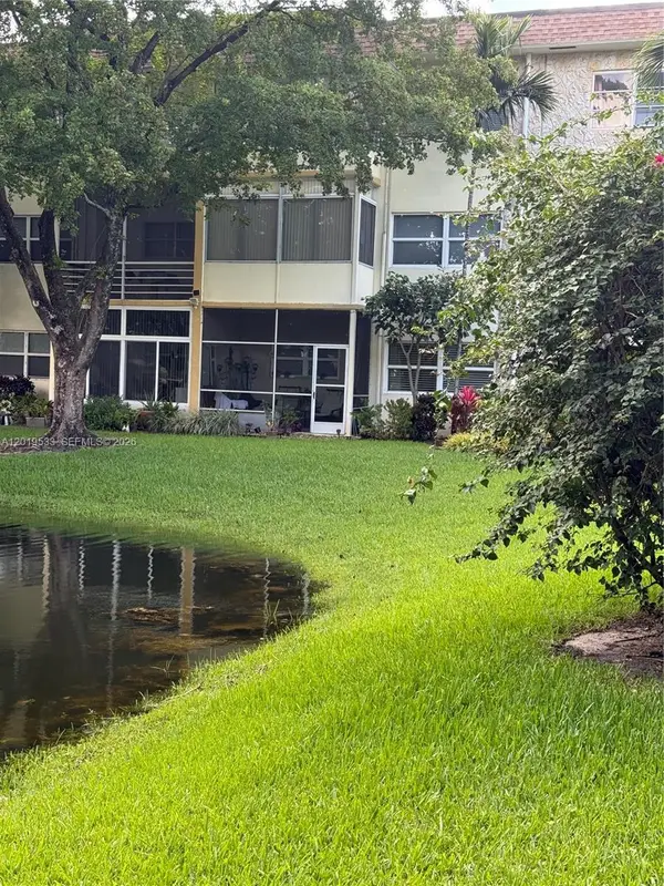 5131 W Oakland Park Blvd #106, Lauderdale Lakes, FL 33313