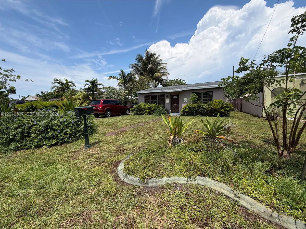 1001 N 31st Ct, Hollywood, FL 33021 - #1