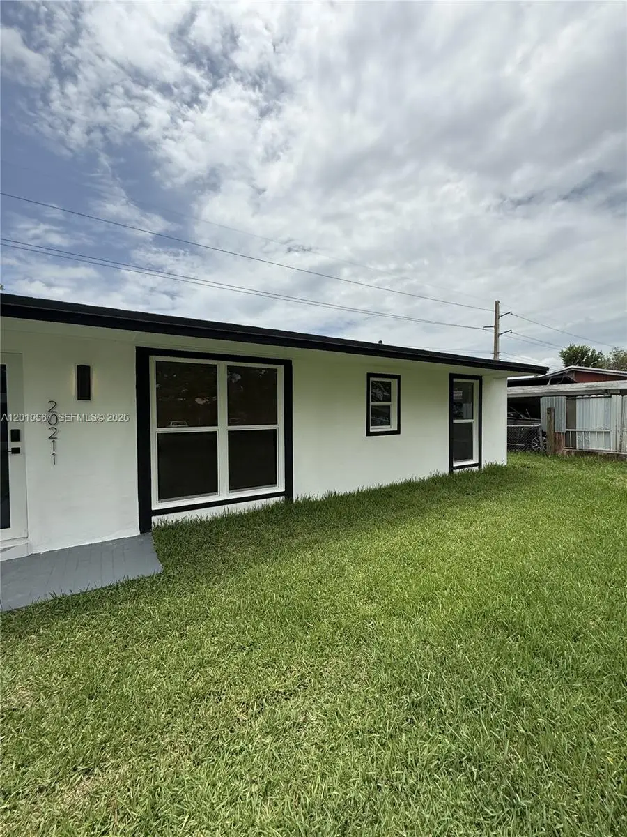 20211 NW 42nd Ave, Miami Gardens, FL 33055 - #3