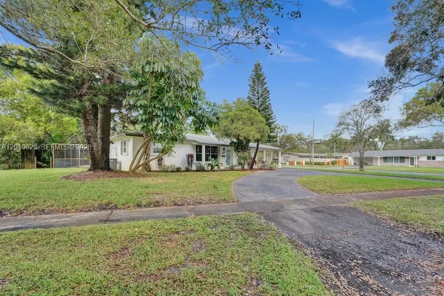 101 SW 53rd Ave, Plantation, FL 33317 - #3
