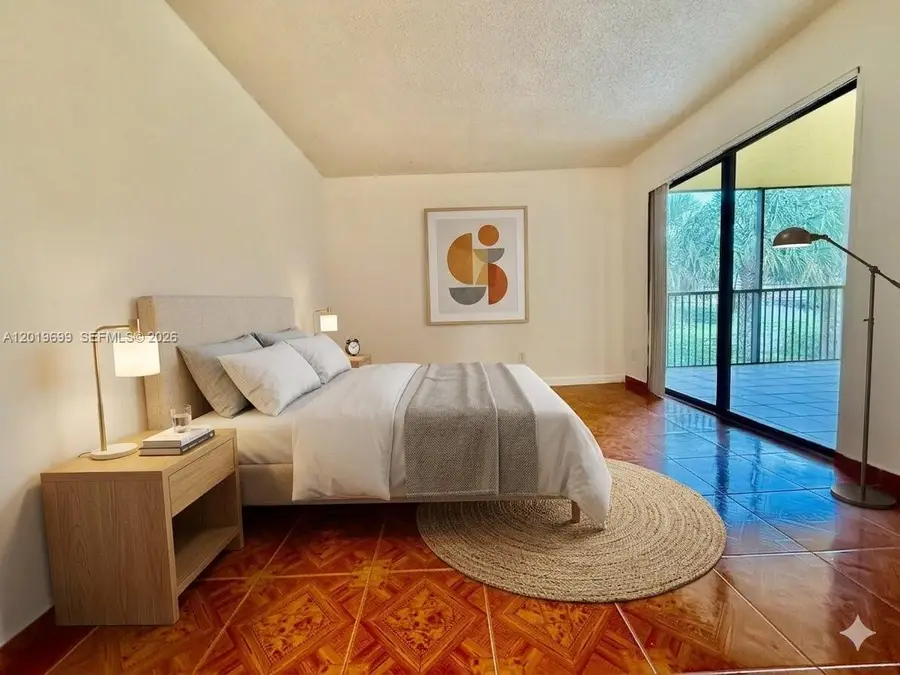 3470 Foxcroft Rd #204, Miramar, FL 33025 - #3